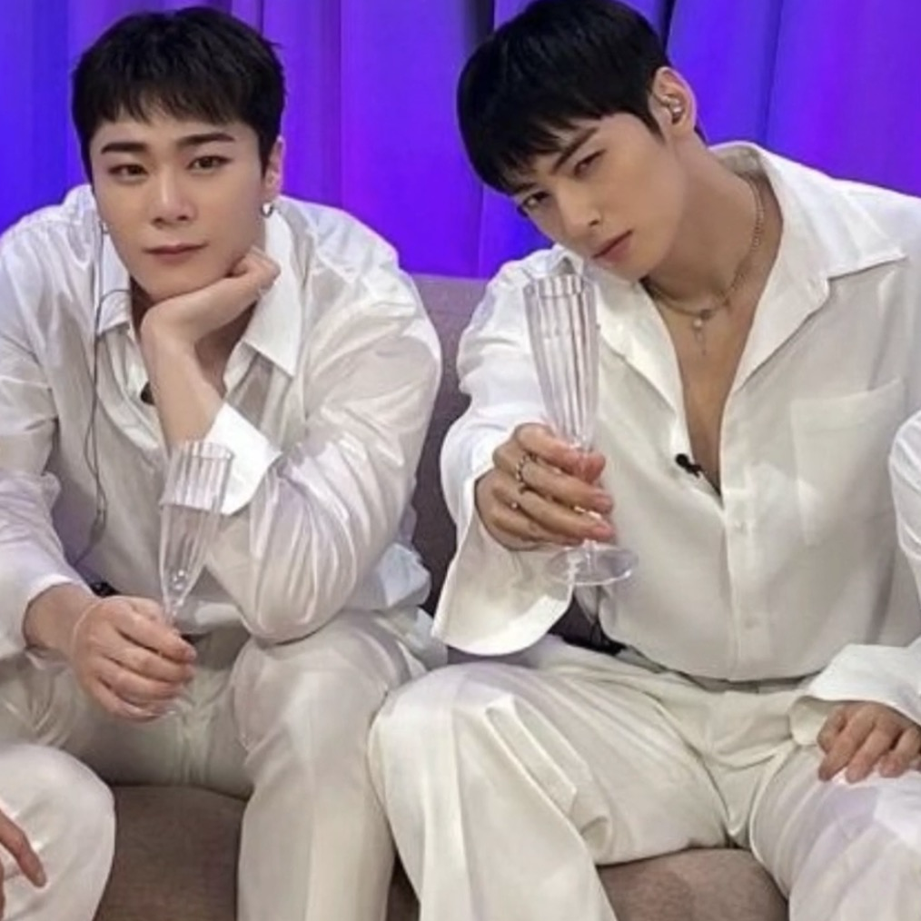 Latest photo of Cha Eunwoo