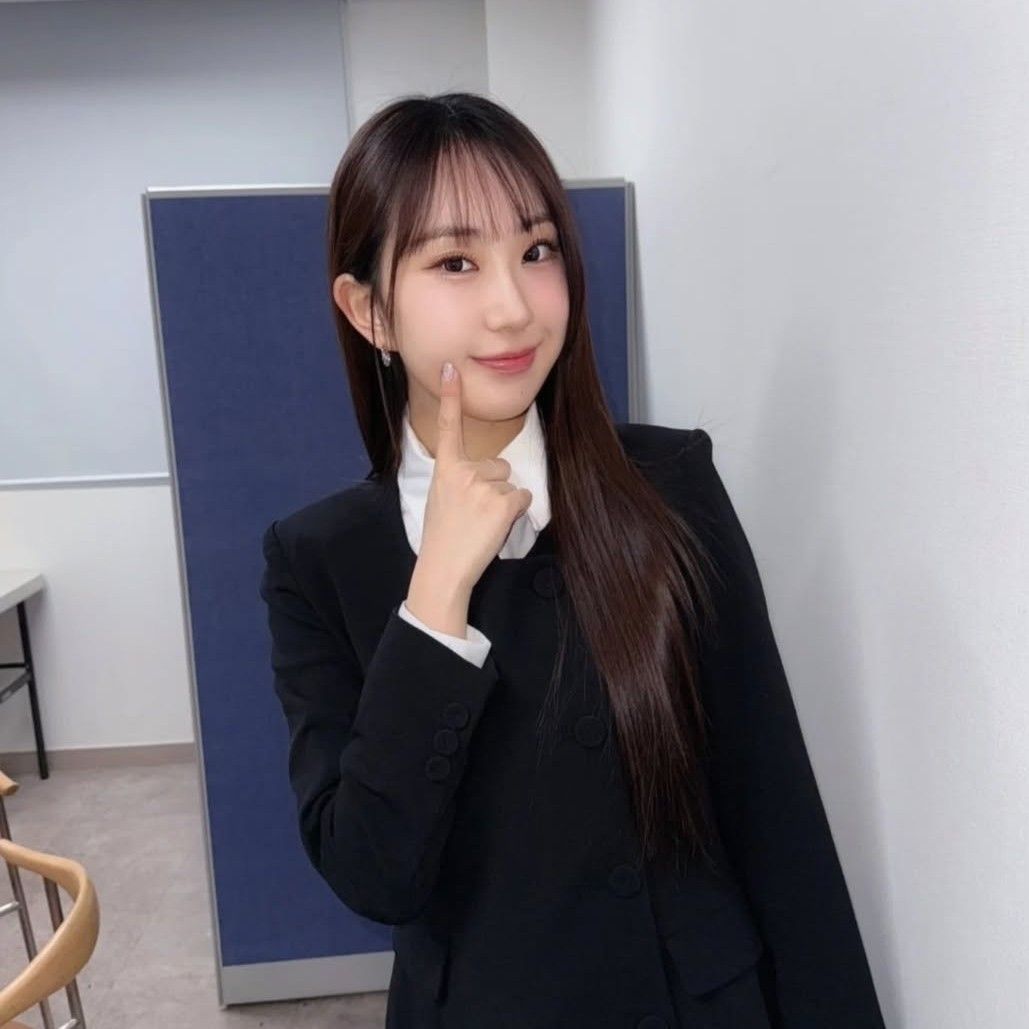 Foto terbaru dari Jeon Yujin