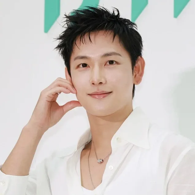 A moment captured by a fan of Yim Siwan
