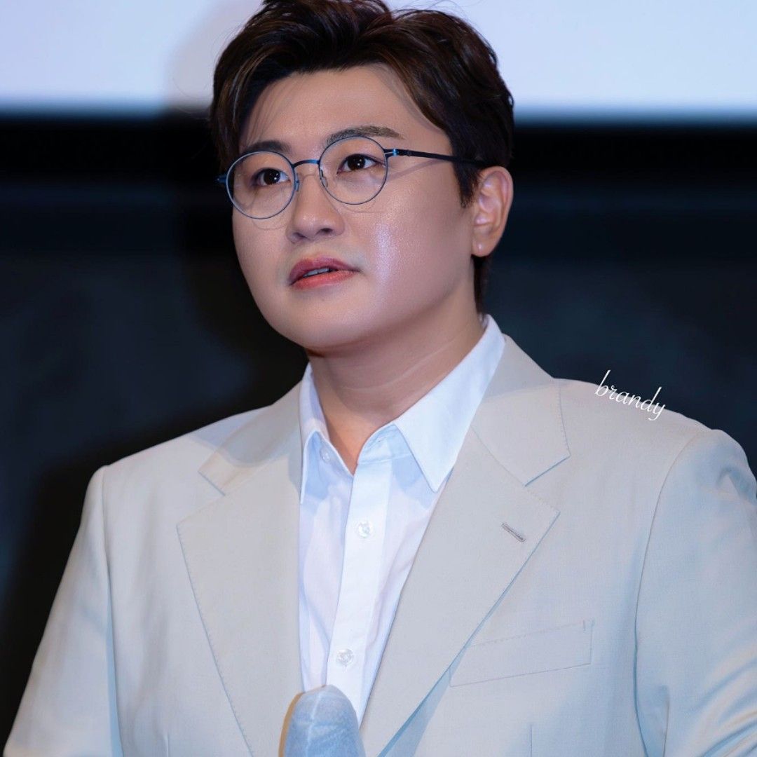 粉絲拍下的金浩中瞬間