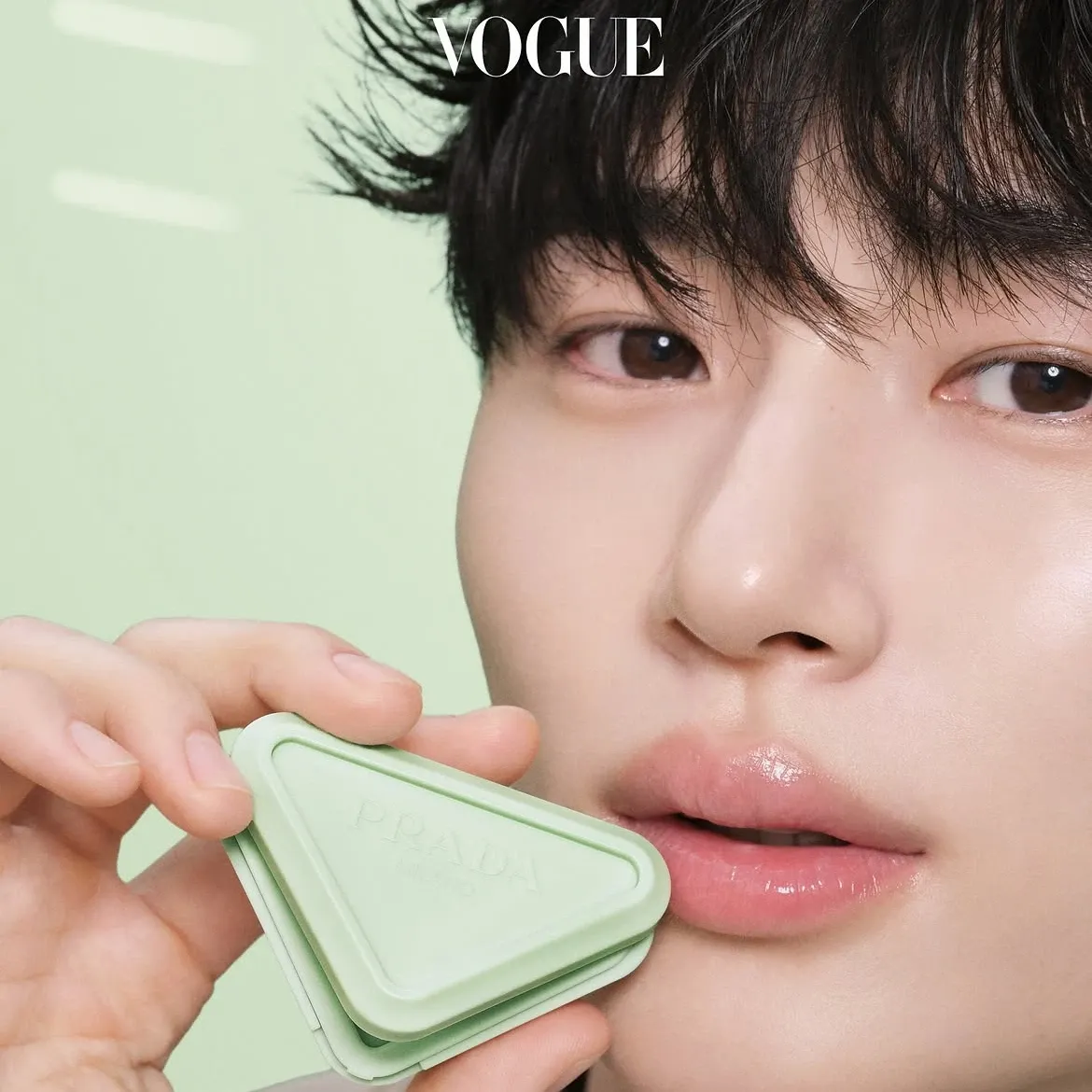 Behind-the-scenes cut of Byeon Wooseok