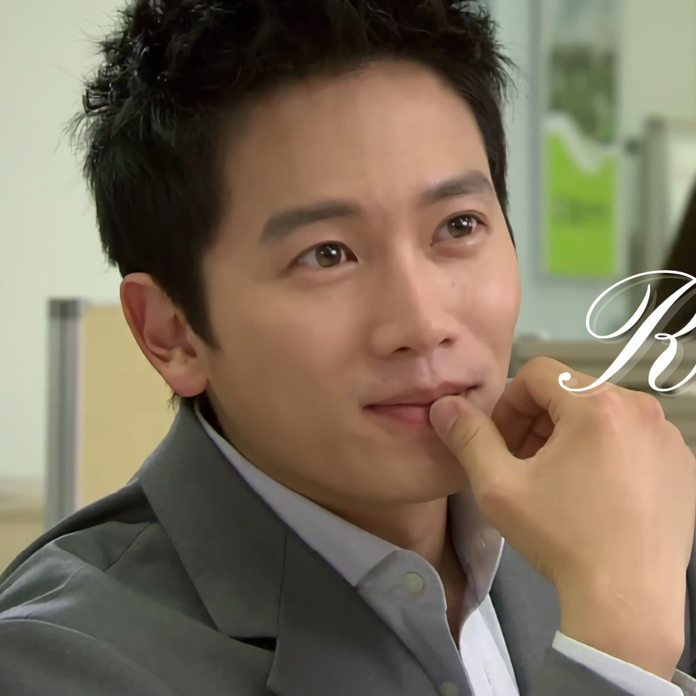 Behind-the-scenes cut of Ji Sung