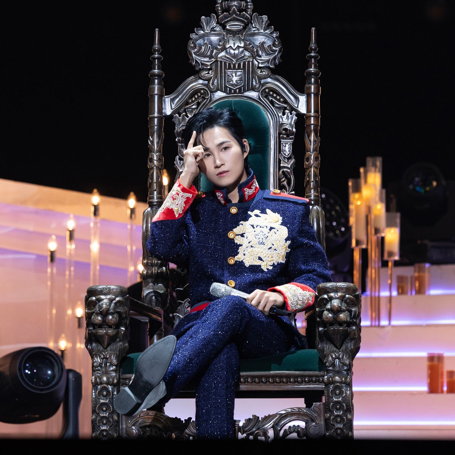 Behind-the-scenes cut of Kim Heejae