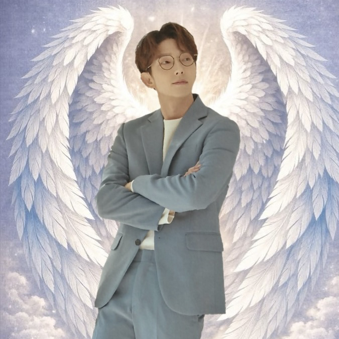 A moment captured by a fan of Lee Joongi