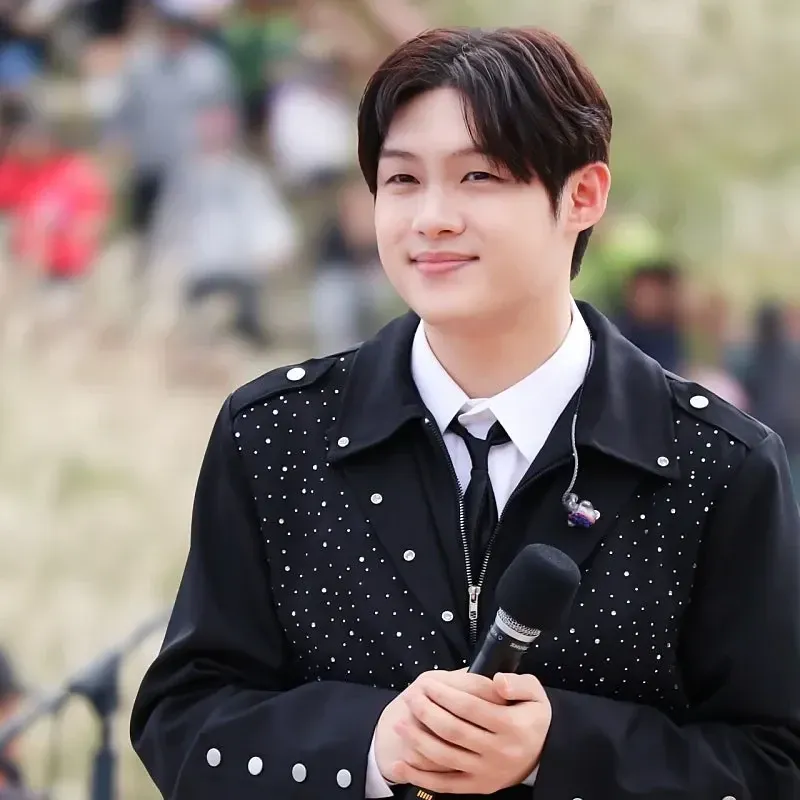 A moment captured by a fan of Choi Jaemyeong