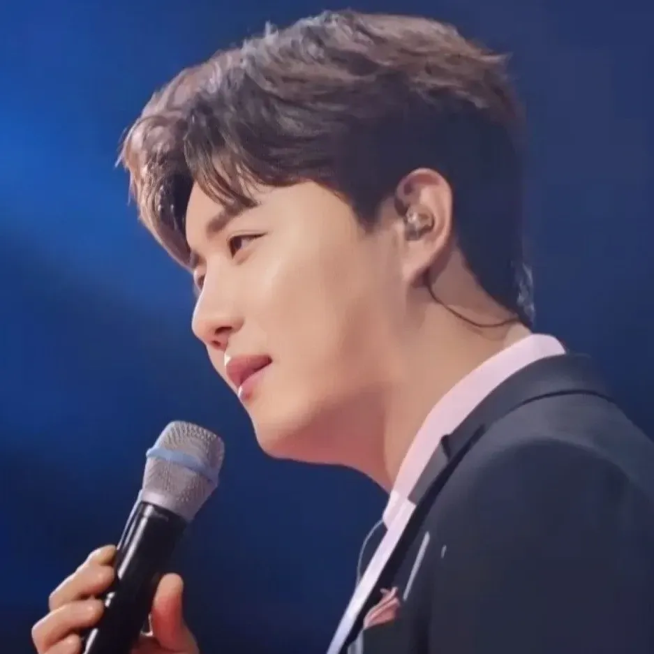 Behind-the-scenes cut of Jin Haesung