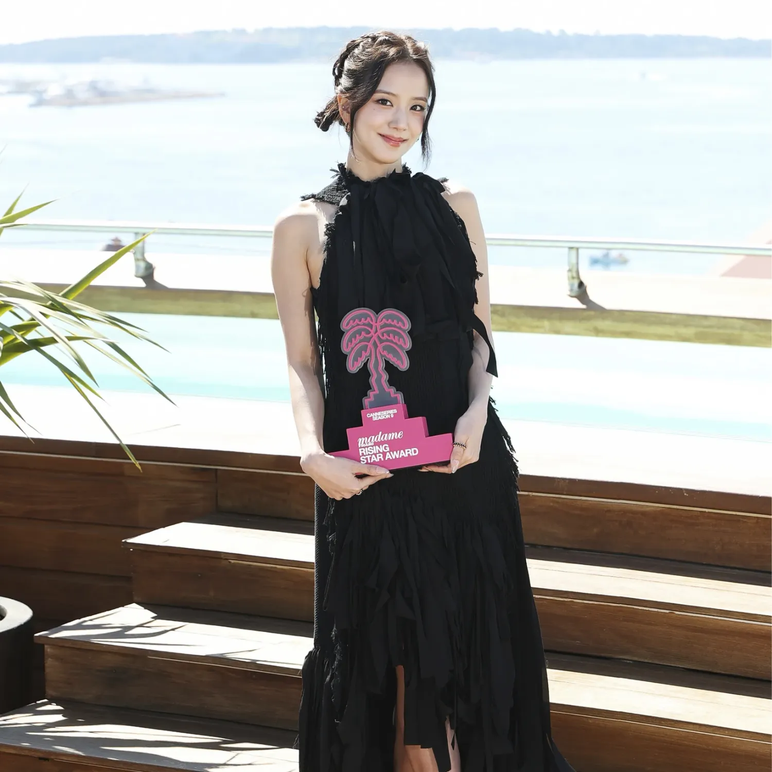 Latest photo of Jisoo (1995)