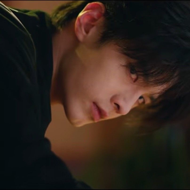 Recent activity shot of He Yu