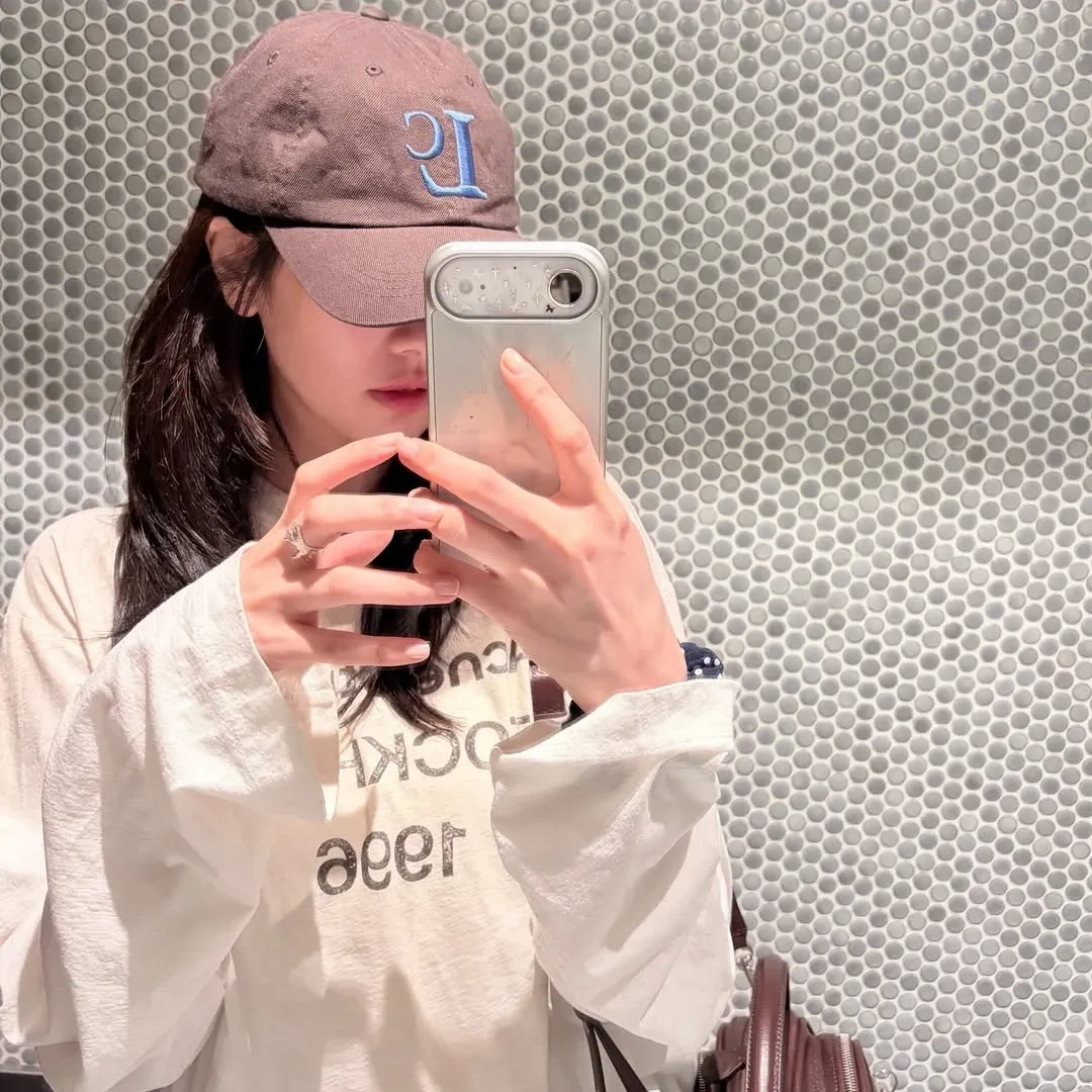 A moment captured by a fan of Jung Somin