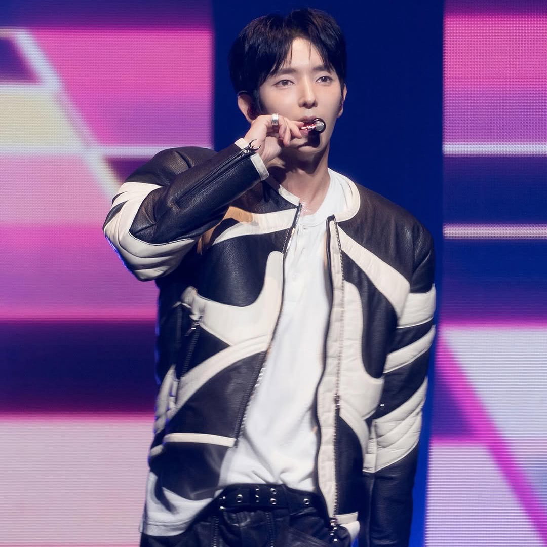 A moment captured by a fan of Lee Joongi