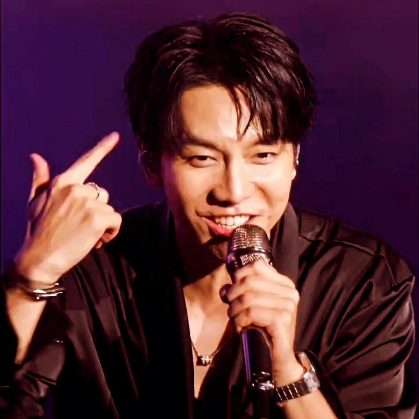 粉丝拍下的李升基瞬间