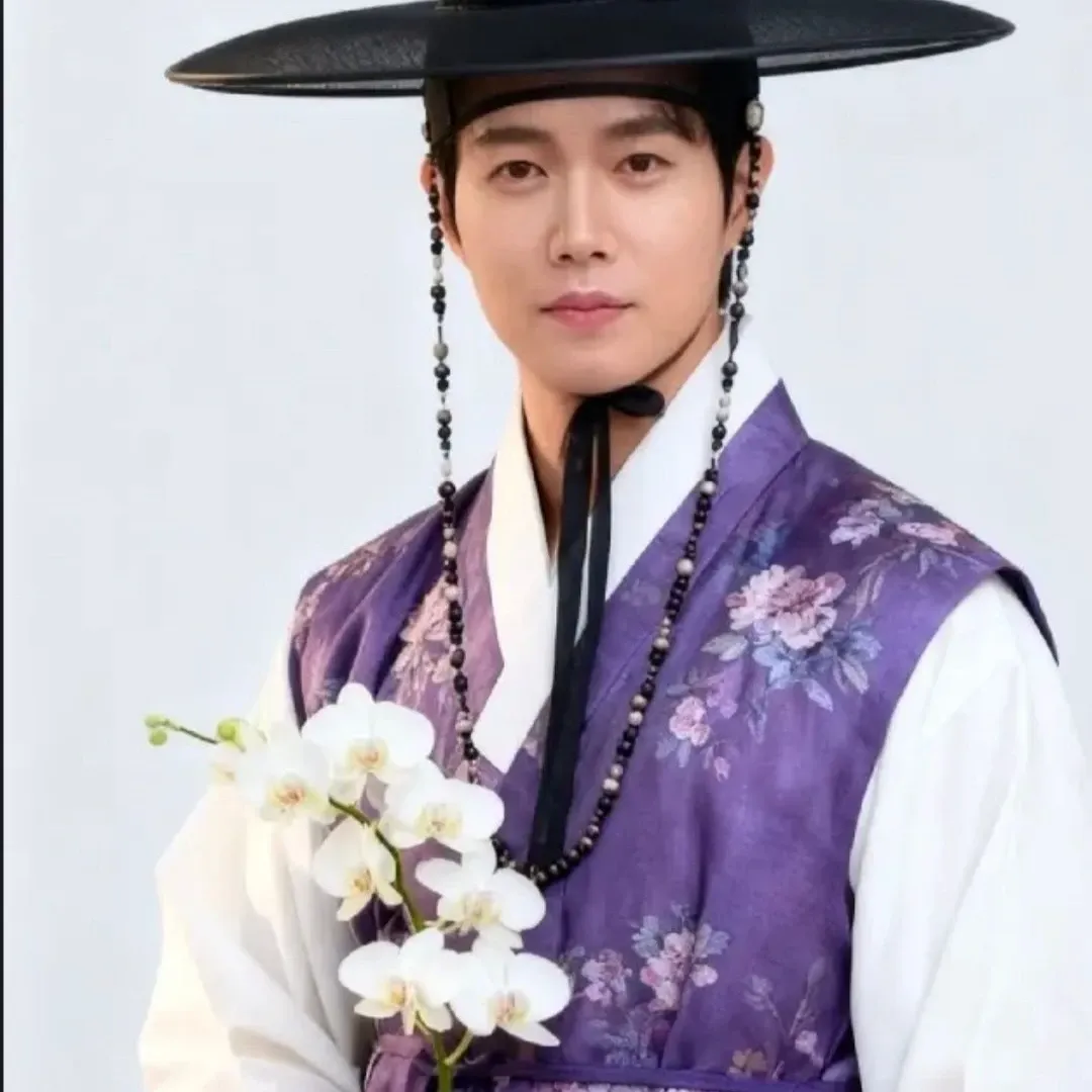 Cuplikan di balik layar dari Son Taejin