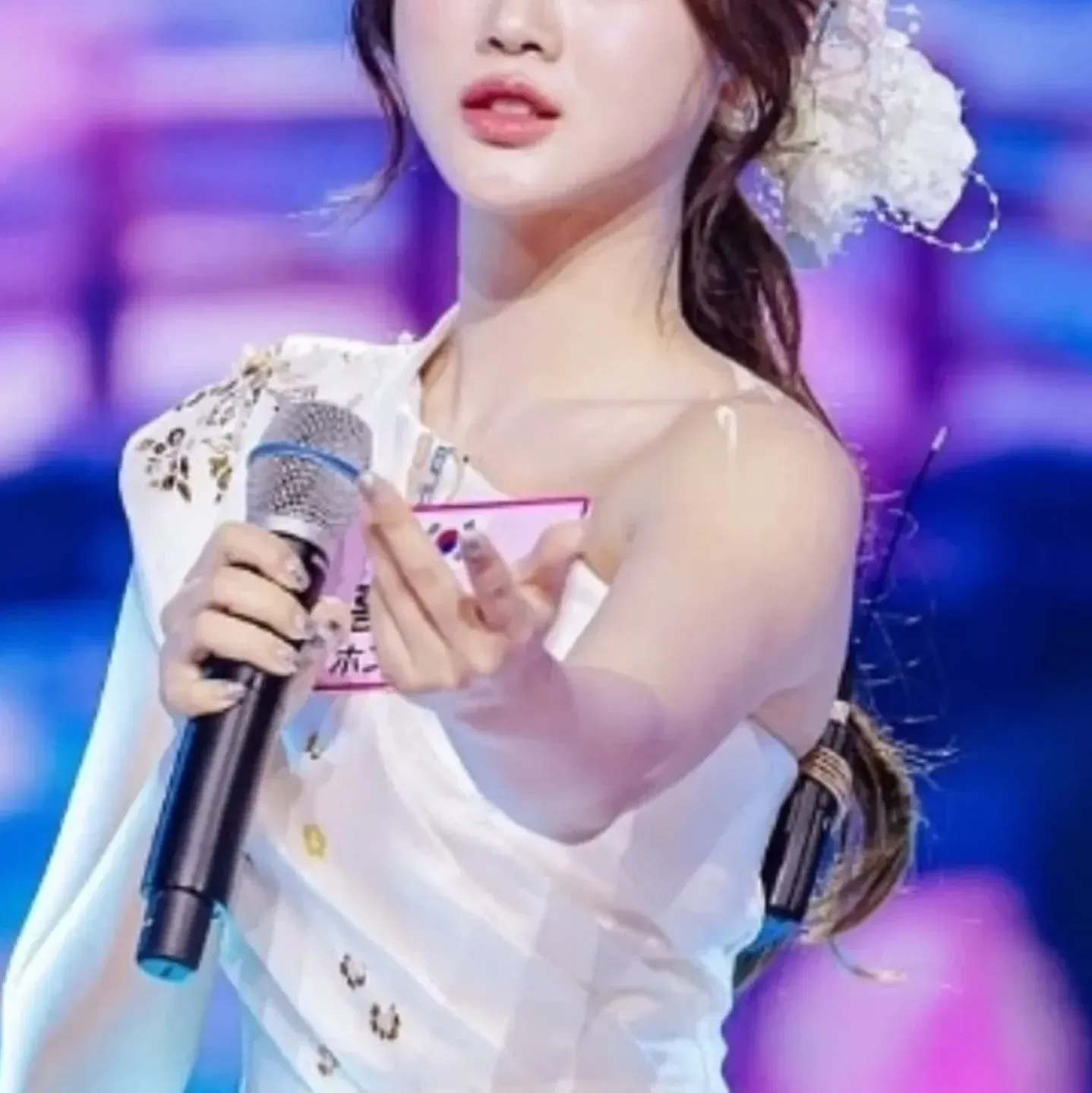 홍지윤의 최신 사진