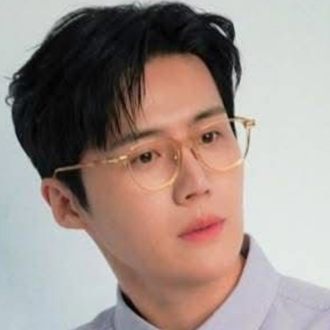 Foto terbaru dari Kim Seonho