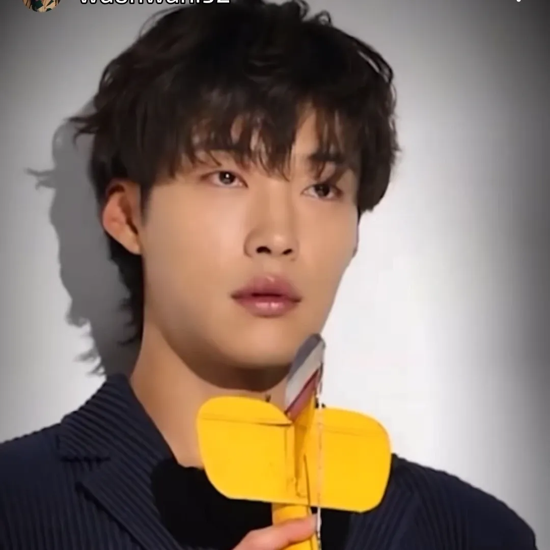 Behind-the-scenes cut of Woo Dohwan