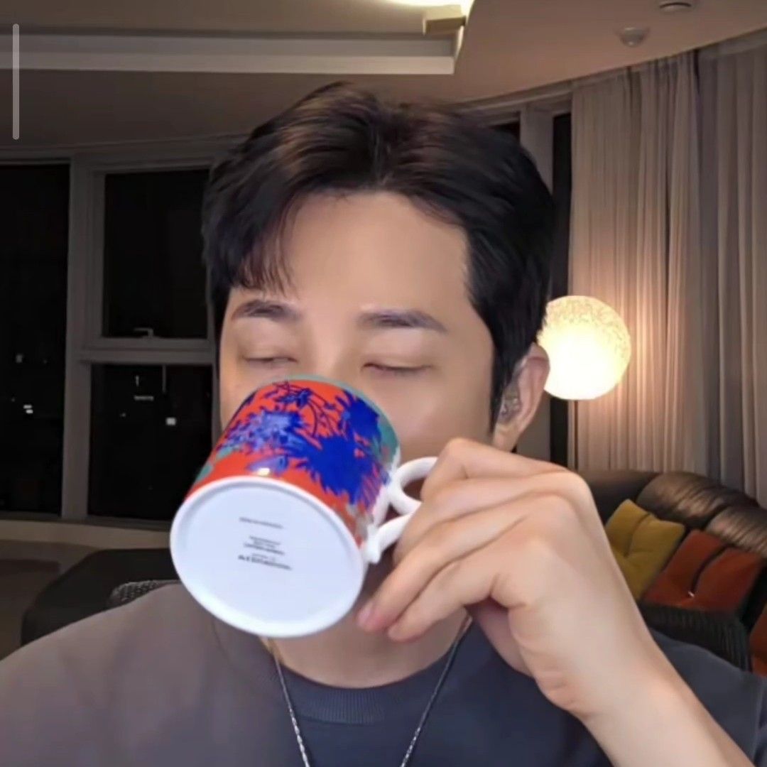 Recent activity shot of Park Sihoo