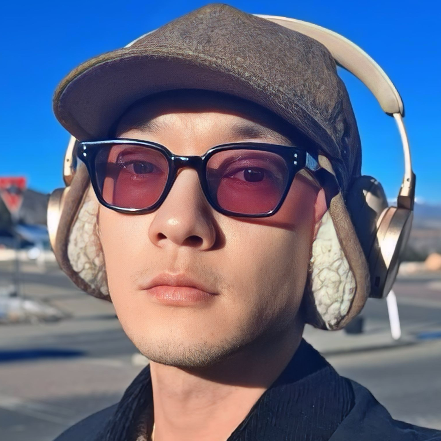 A moment captured by a fan of Son Seokkoo