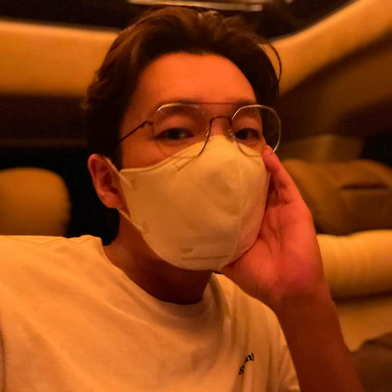 Recent activity shot of Cho Seungwoo 