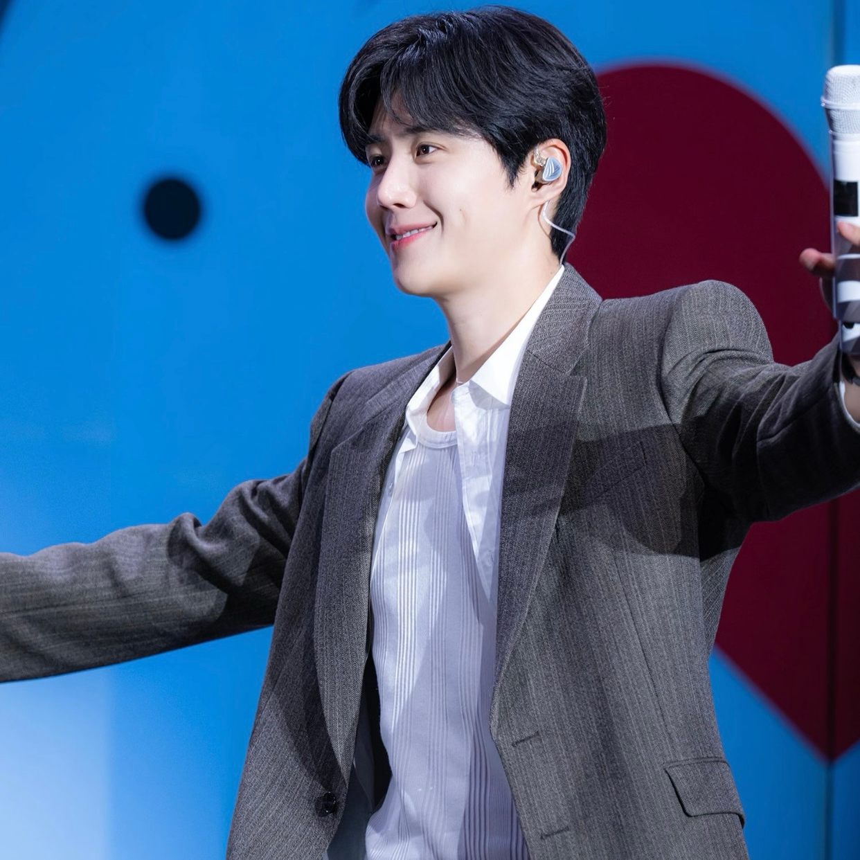 김선호의 비하인드 컷