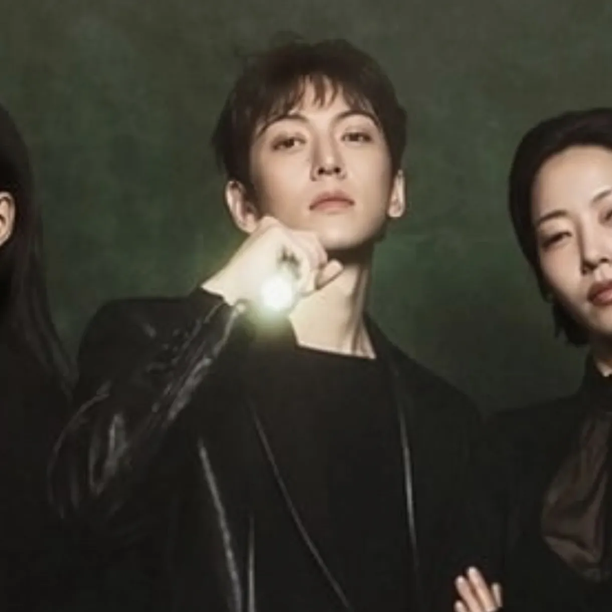 粉絲拍下的池昌旭瞬間