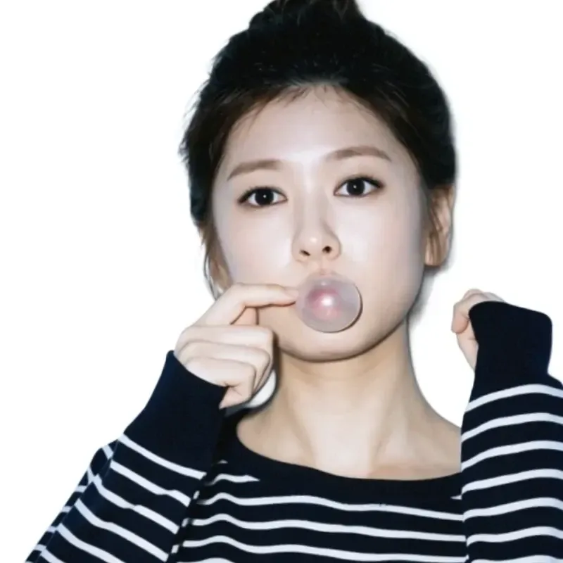Behind-the-scenes cut of Jung Somin
