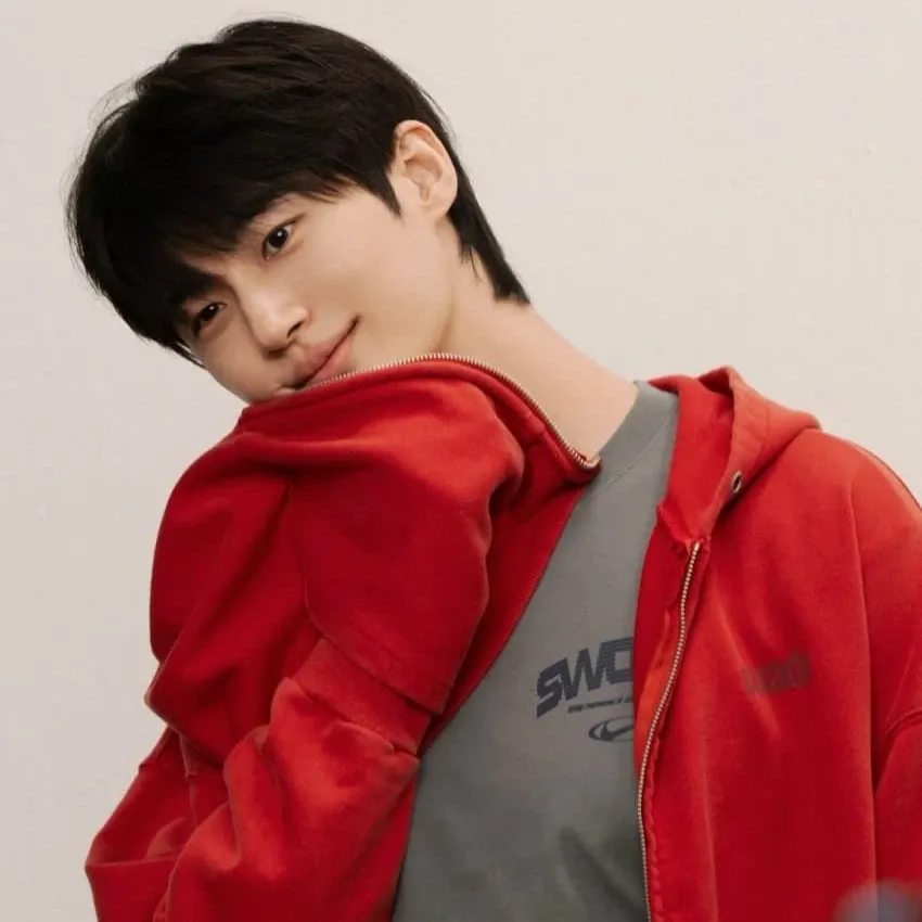 변우석의 비하인드 컷