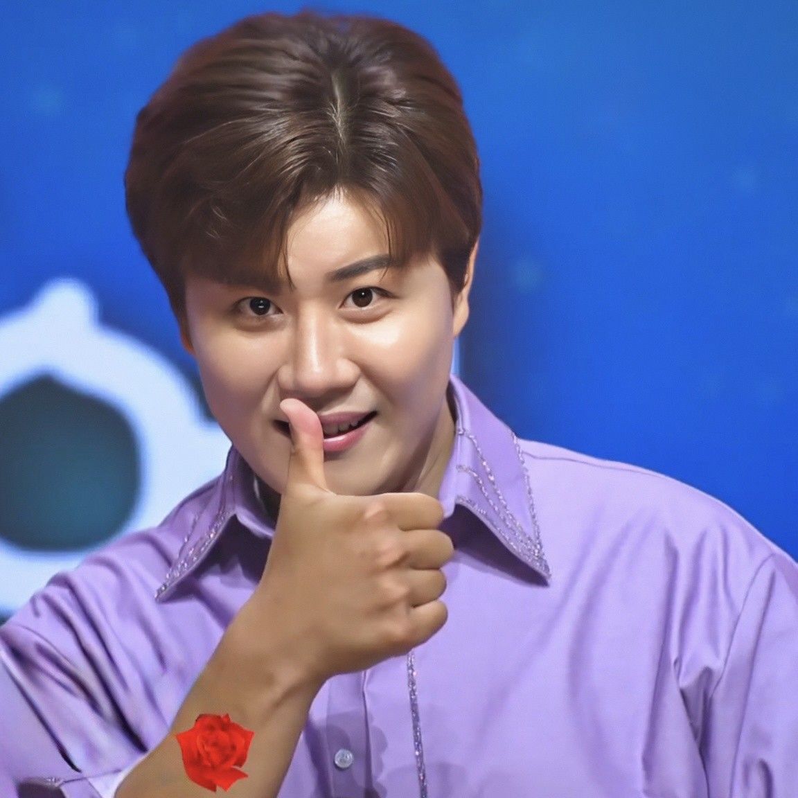 チン・ヘソンの最近の活動ショット