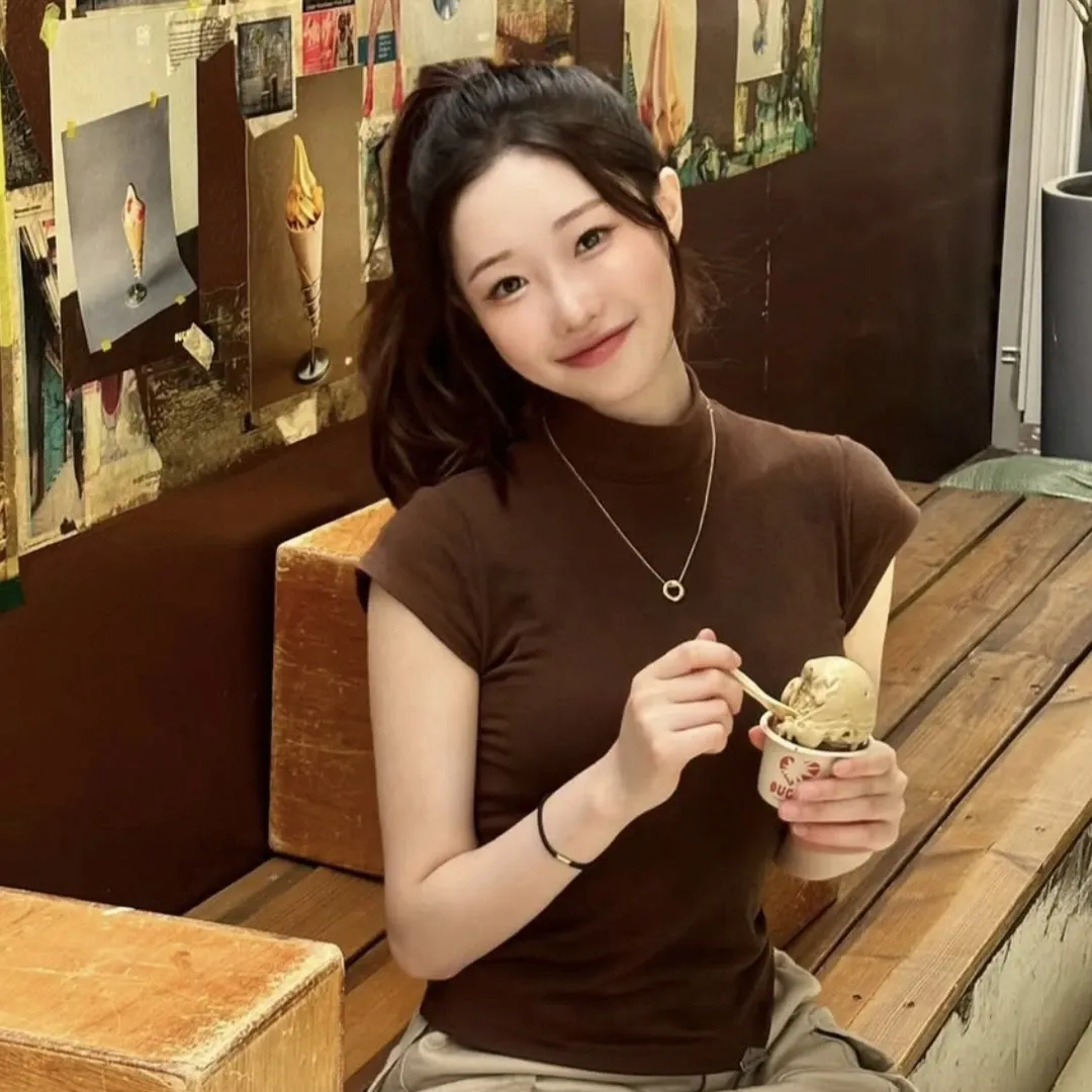 A moment captured by a fan of Jung Seojoo