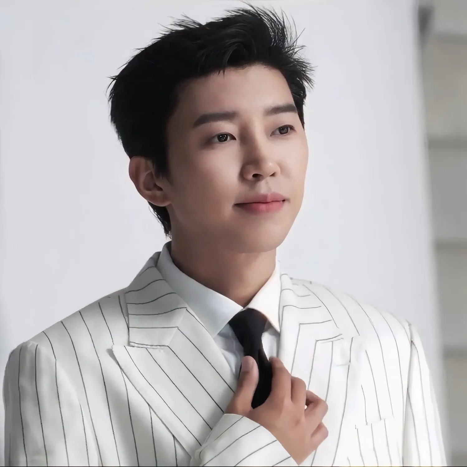 Foto terbaru dari Lim Youngwoong
