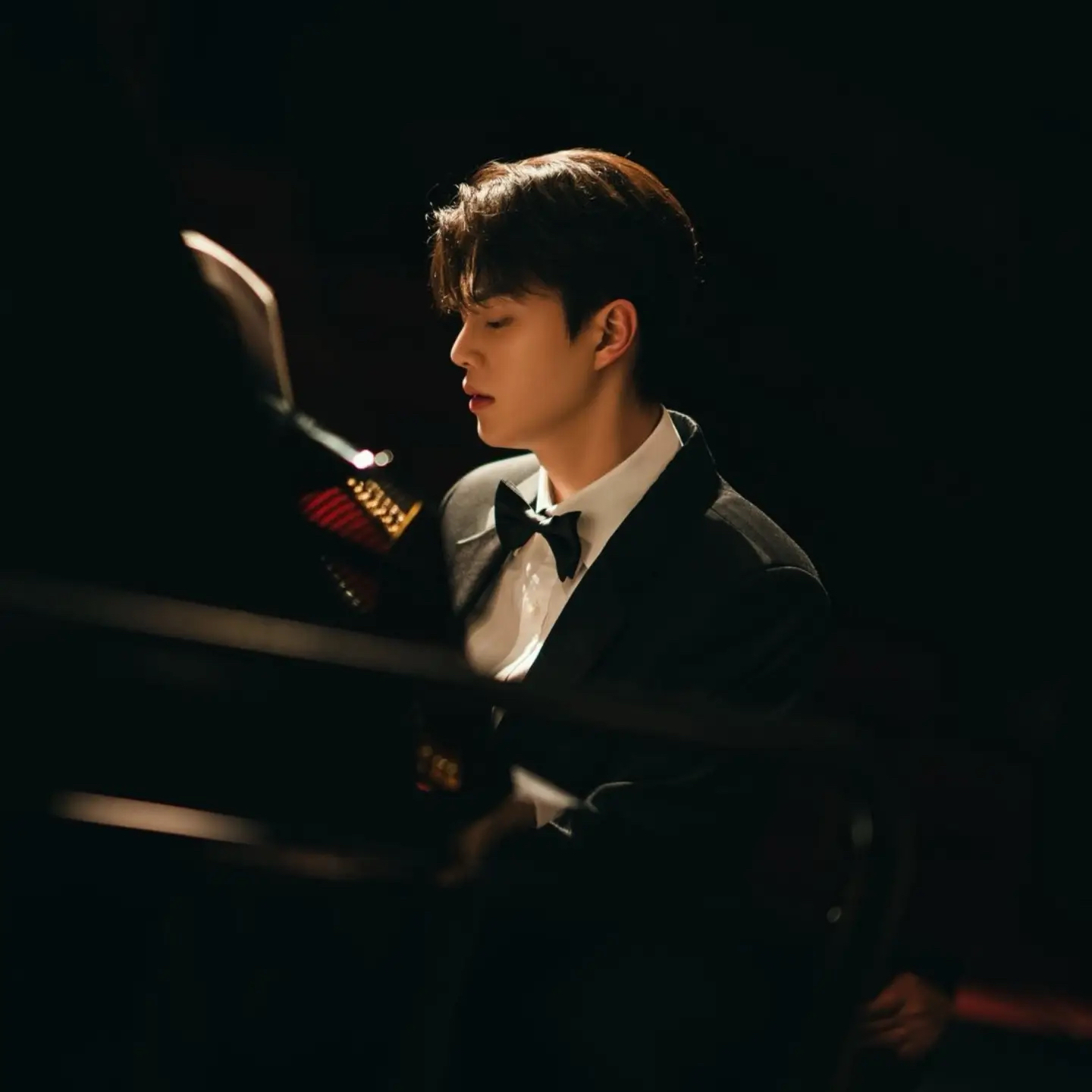 Recent activity shot of Song Kang