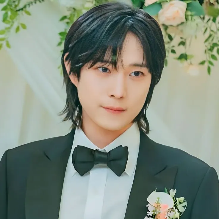 Recent activity shot of Kim Youngdae