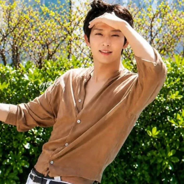 이준기 최근 활동샷