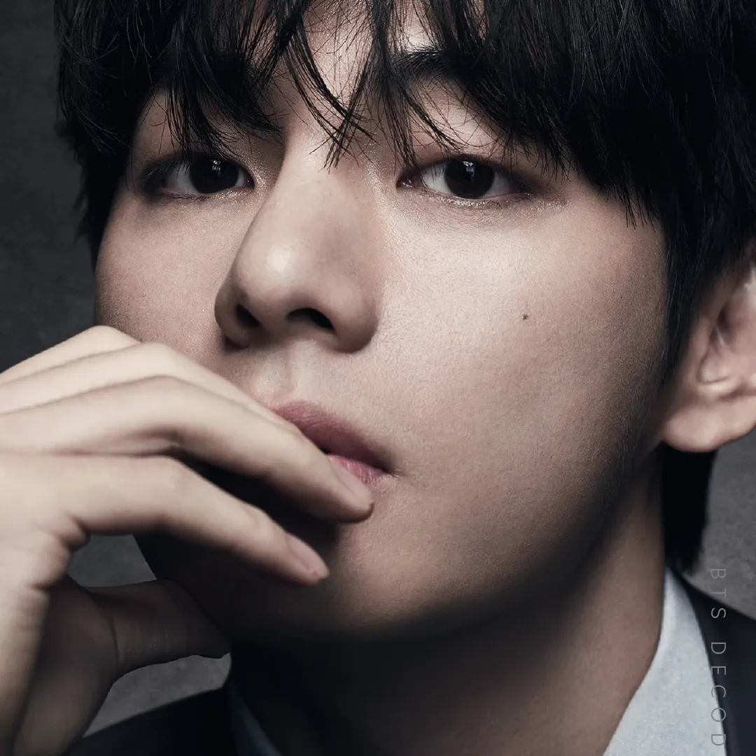 Latest photo of Kim Taehyung (V)