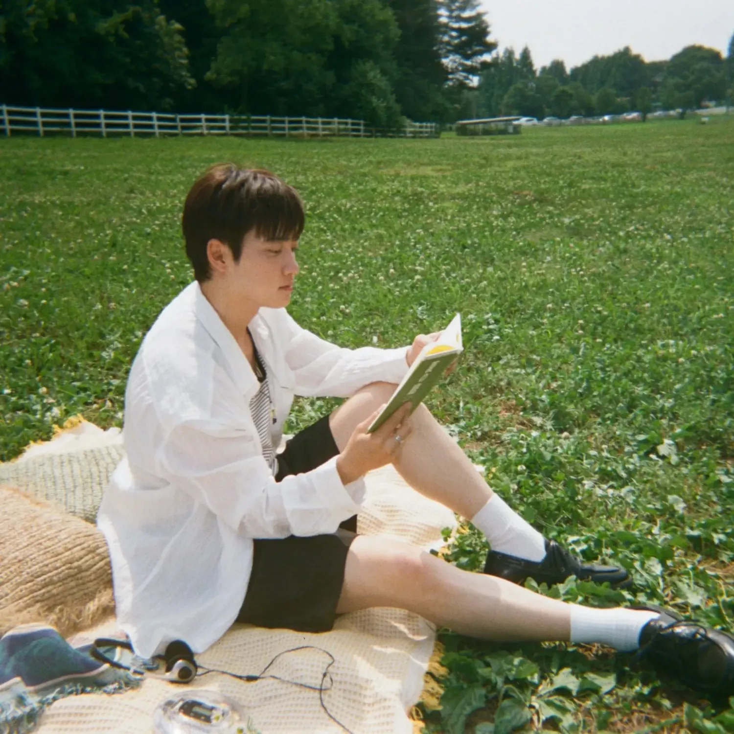 Cuplikan di balik layar dari Doh Kyungsoo (D.O.)