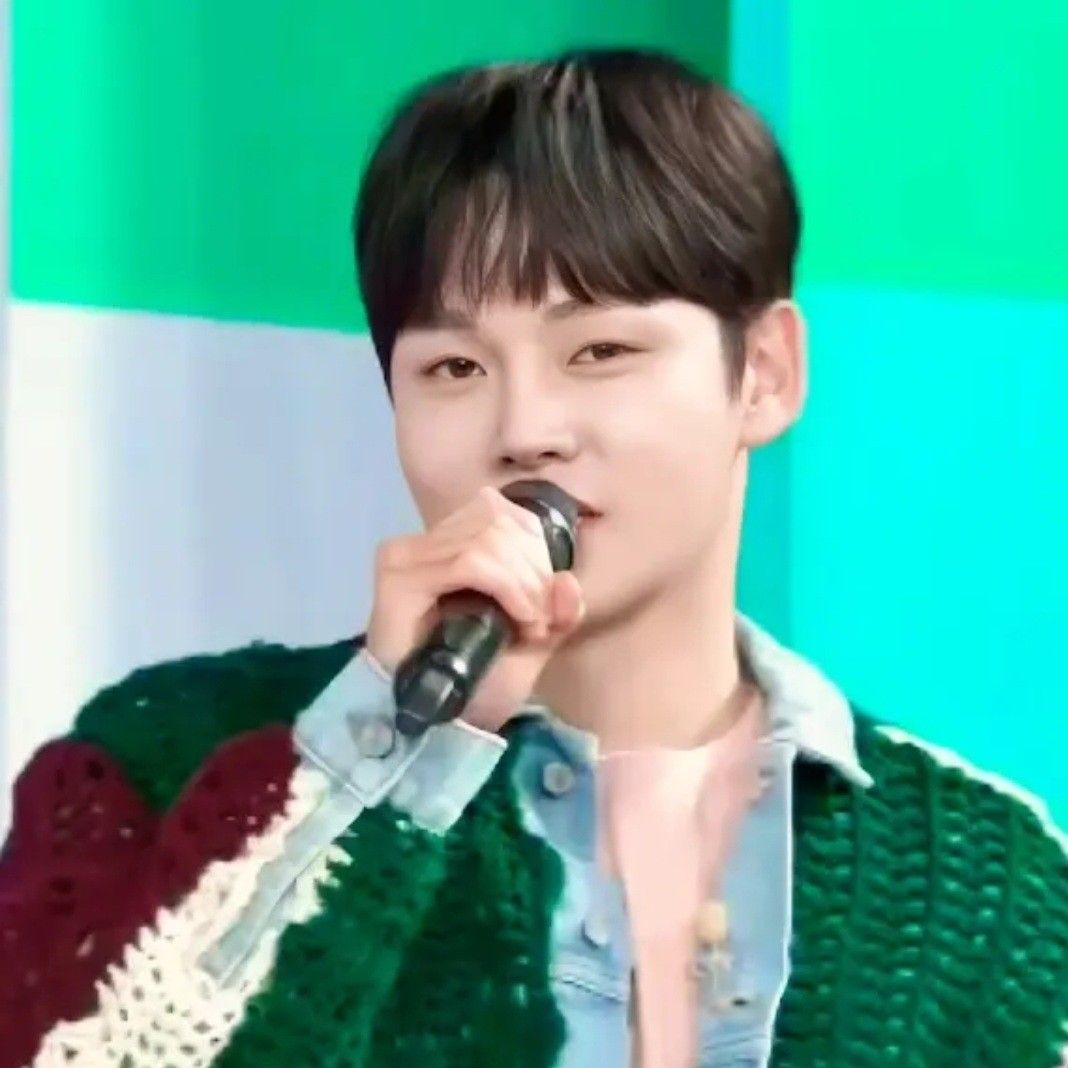 박서진 최근 활동샷