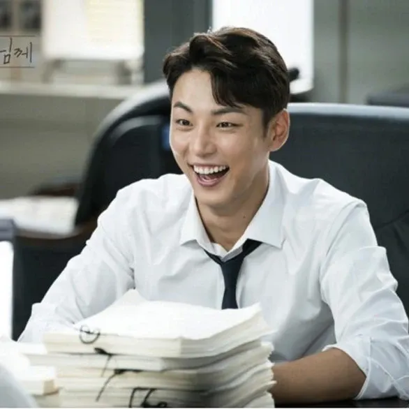 Recent activity shot of Yoon Shiyoon