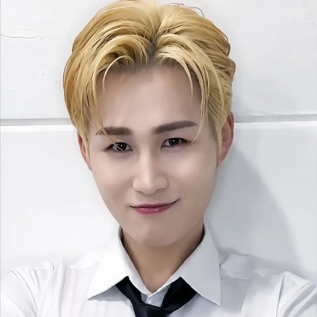 김희재 최근 활동샷