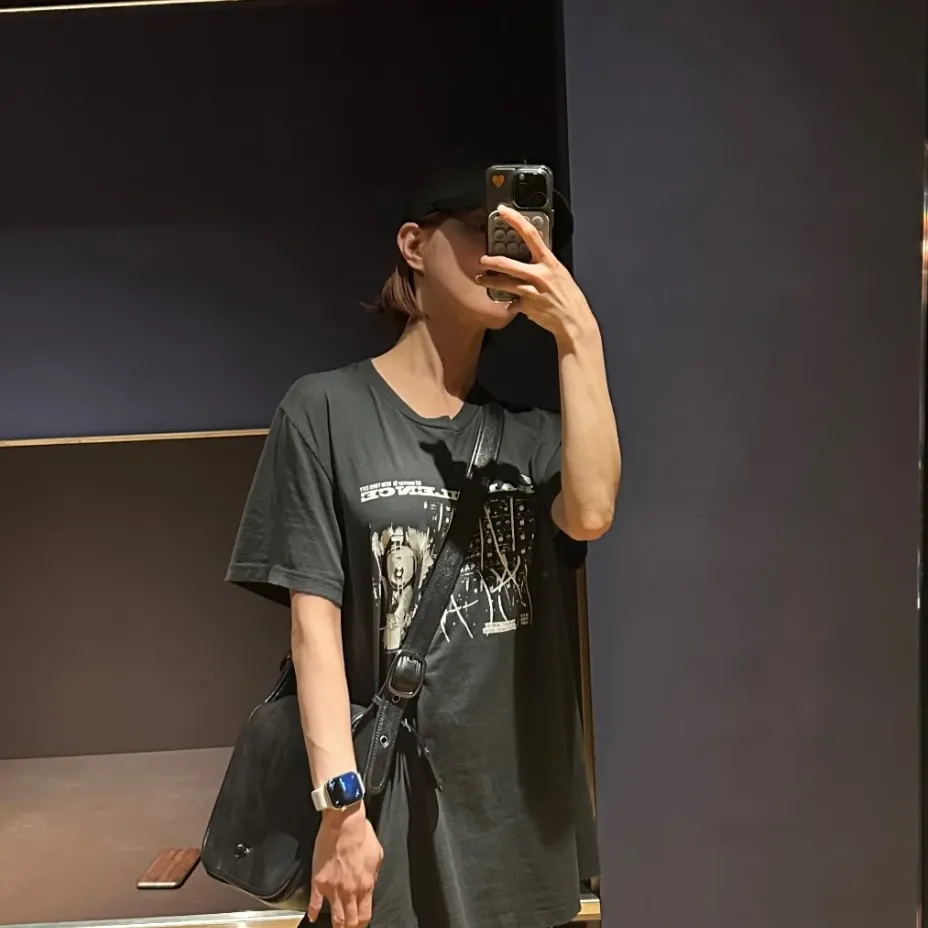Recent activity shot of Lee Seyoung