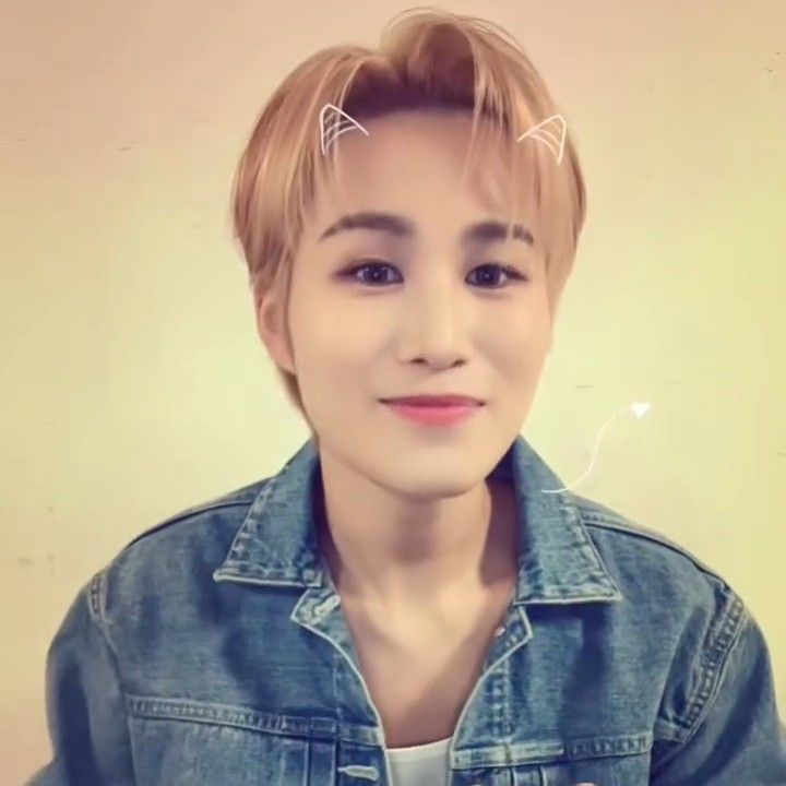 김희재의 비하인드 컷