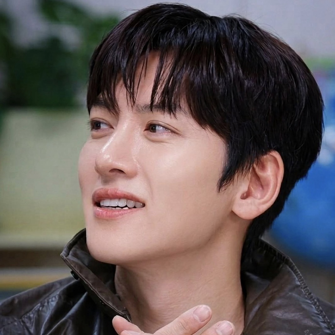 Latest photo of Ji Changwook