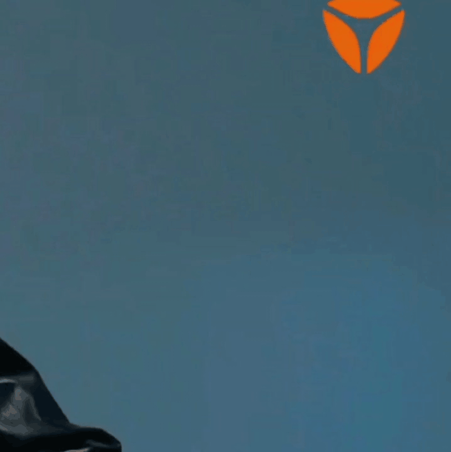 A moment captured by a fan of Dylan Wang