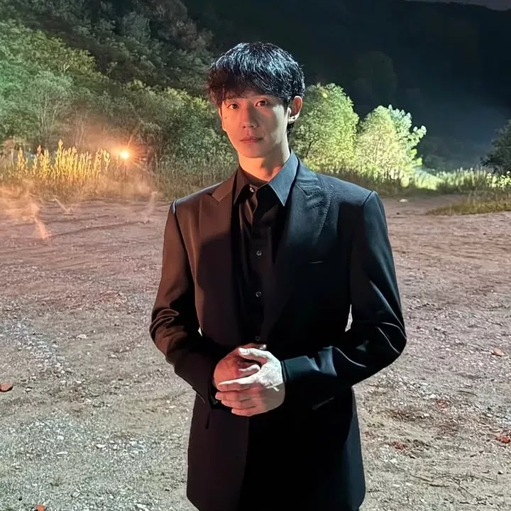 Behind-the-scenes cut of Jung Haein