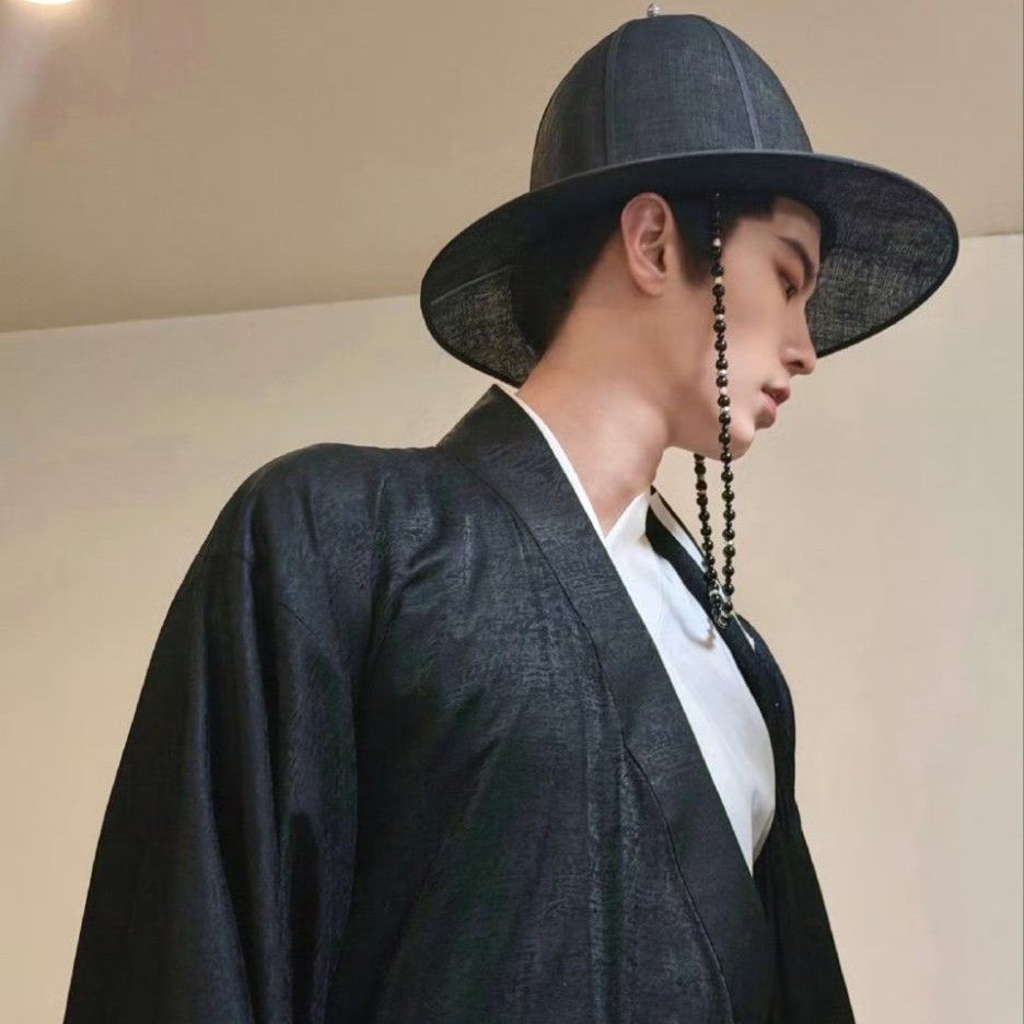 A moment captured by a fan of He Yu