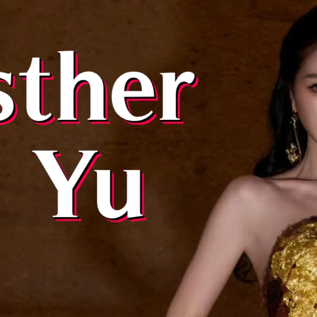 A moment captured by a fan of Esther Yu