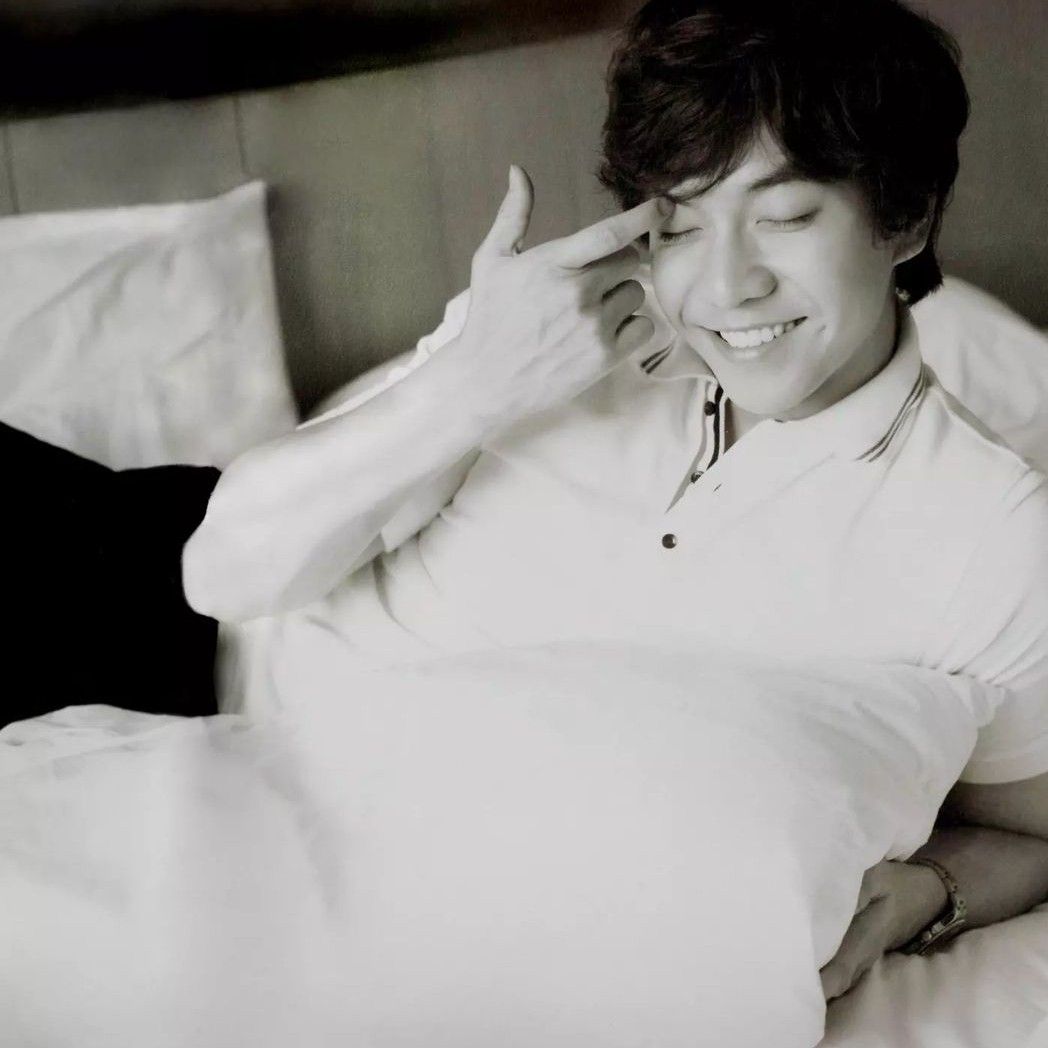 Foto kegiatan terbaru dari Lee Seunggi