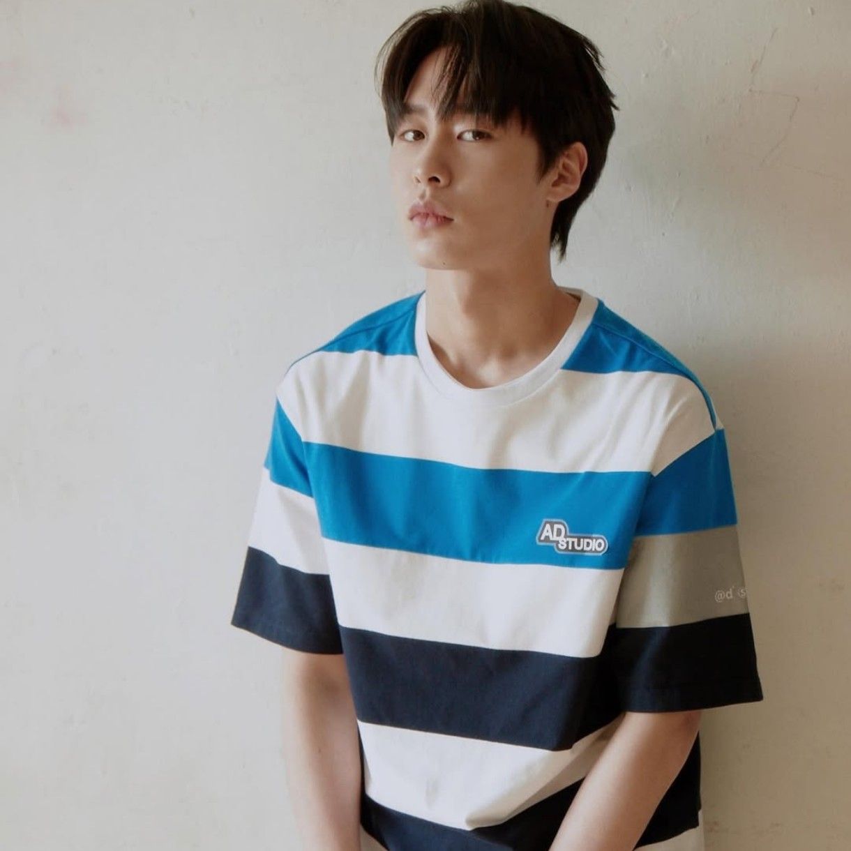 A moment captured by a fan of Lee Jaewook