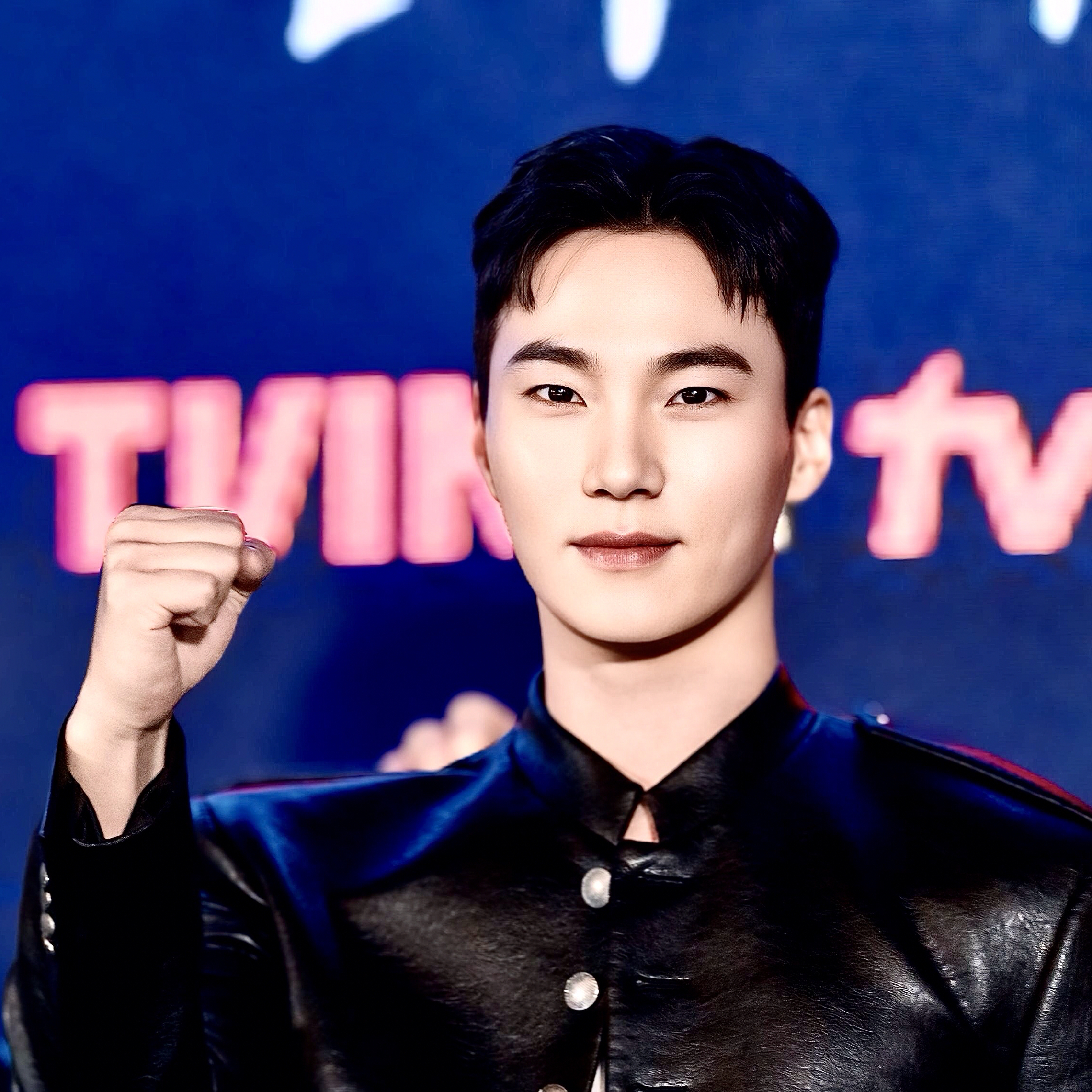 Behind-the-scenes cut of Lee Hongnae