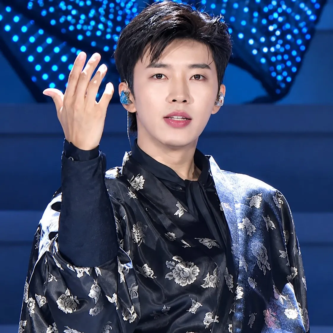 Cuplikan di balik layar dari Lim Youngwoong