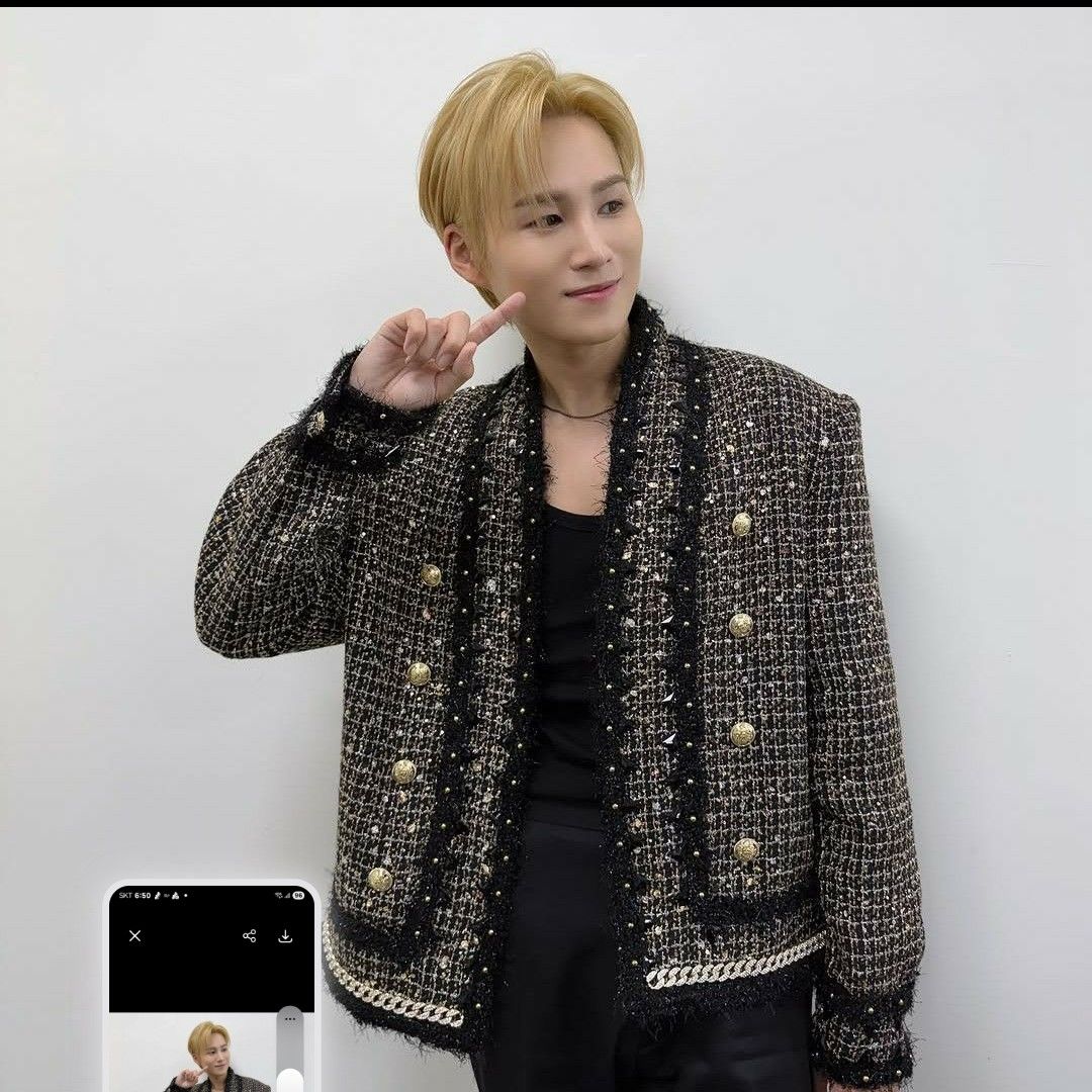 Behind-the-scenes cut of Kim Heejae