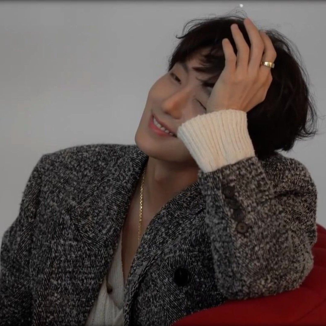 Latest photo of Lee Joongi